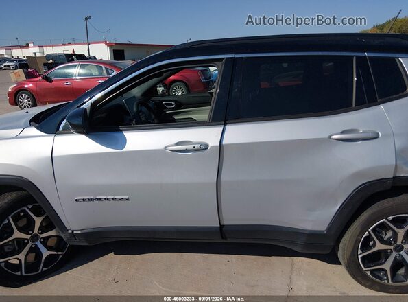3C4NJDCN9ST605707 2025 JEEP COMPASS Gray Widok wnętrza 360 stopni