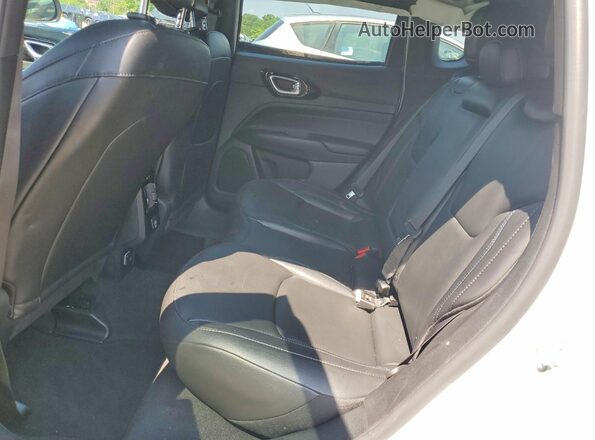 3C4NJDCN9TT152660 2026 JEEP COMPASS Белый Вид задней части салона