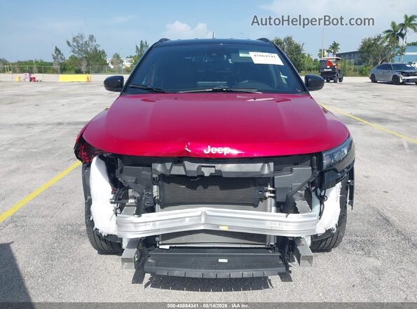3C4NJDCN9TT178319 2026 JEEP COMPASS Red Rear interior view