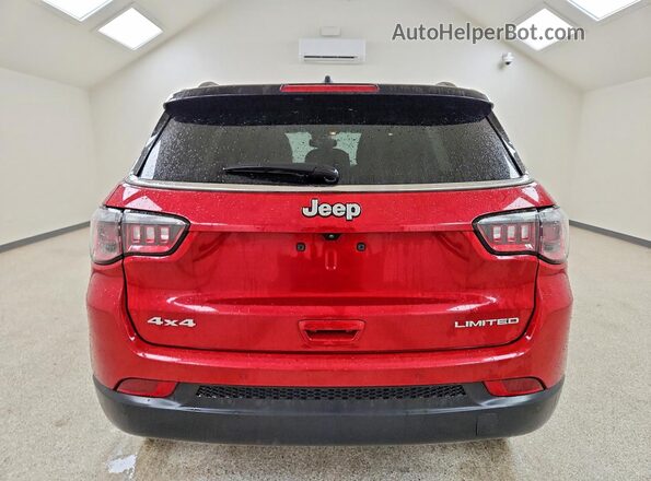 3C4NJDCNXRT138081 2024 JEEP COMPASS Red Rear view
