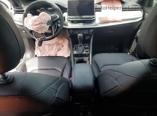 3C4NJDCNXST517586 2025 JEEP COMPASS White Vista del salpicadero
