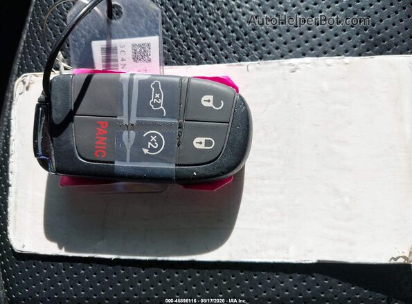 3C4NJDCNXST614478 2025 JEEP COMPASS Белый Вид панели приборов