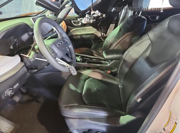 3C4NJDCNXST619471 2025 JEEP COMPASS Белый Вид салона спереди