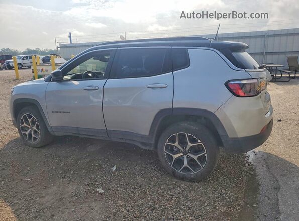 3C4NJDCNXTT247017 2026 JEEP COMPASS Silver Tył lewy