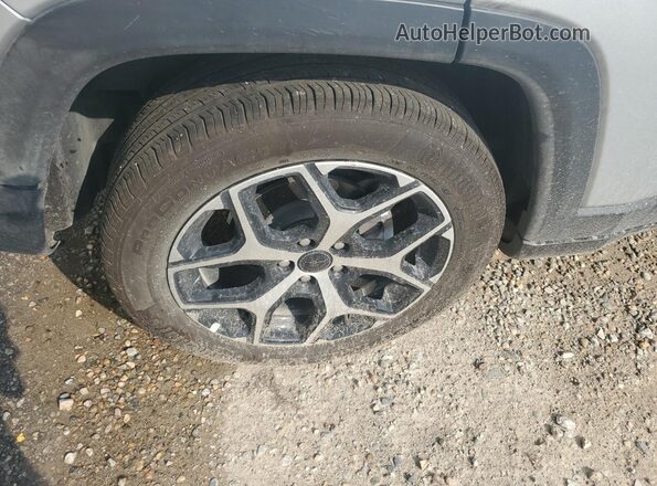 3C4NJDCNXTT247017 2026 JEEP COMPASS Silver 