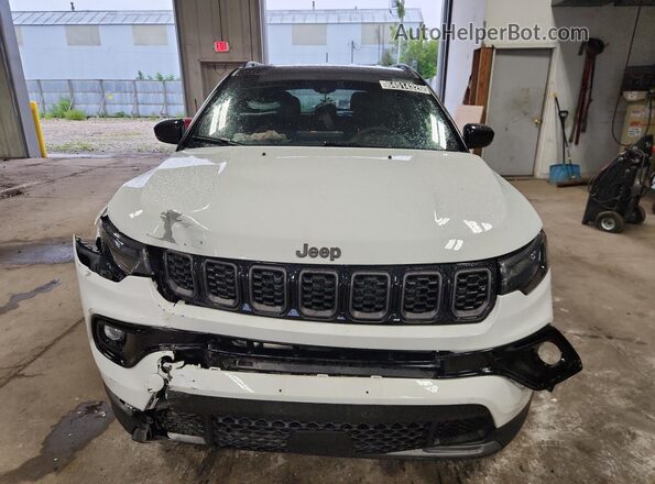 3C4NJDCNXTT258891 2026 JEEP COMPASS White Vista interior de 360 grados