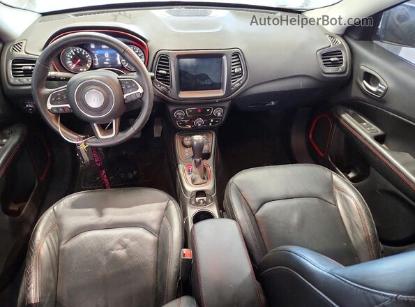 3C4NJDDB0HT610937 2017 JEEP COMPASS Gray Առջևի վահանակի տեսք