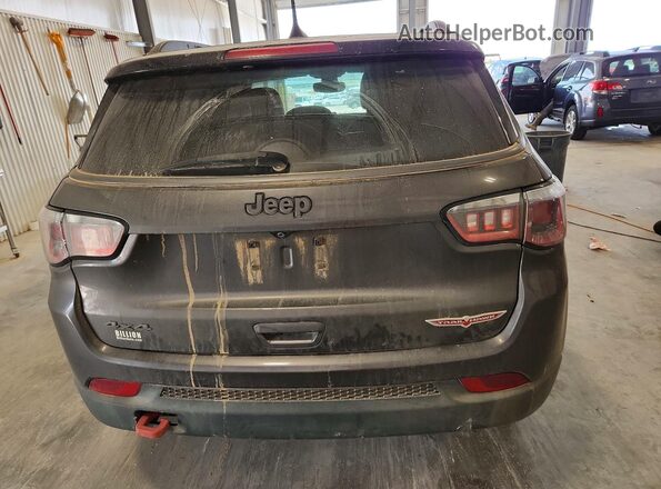 3C4NJDDB0HT610937 2017 JEEP COMPASS Gray Հետևի տեսք