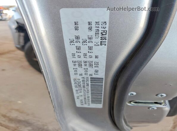 3C4NJDDB0KT671728 2019 JEEP COMPASS Silver Widok naklejki z numerem VIN