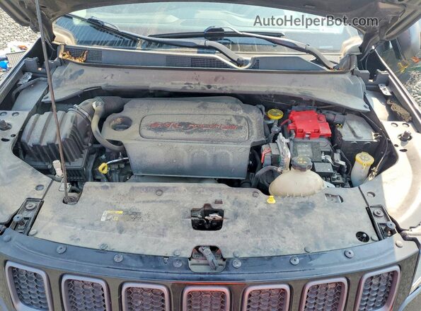 3C4NJDDB0MT564570 2021 JEEP COMPASS Gray Շարժիչի բաժամունքի տեսք
