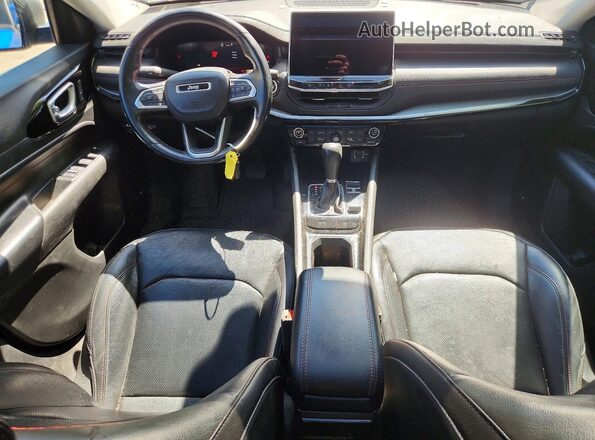 3C4NJDDB0NT124110 2022 JEEP COMPASS Blue Vista del salpicadero