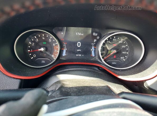 3C4NJDDB2KT752567 2019 JEEP COMPASS Gray Widok zestawu wskaźników