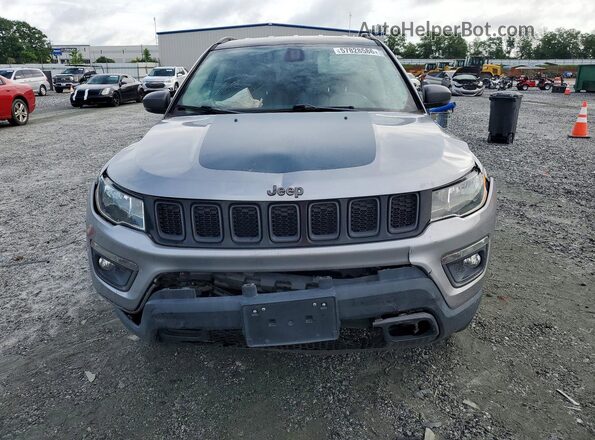 3C4NJDDB3LT159527 2020 JEEP COMPASS Silver Vista frontal