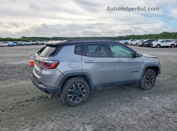3C4NJDDB3LT159527 2020 JEEP COMPASS Silver Trasero derecho