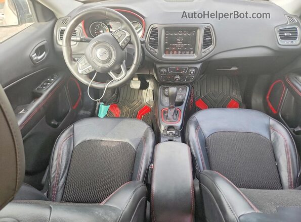 3C4NJDDB4MT571733 2021 JEEP COMPASS White Вид панелі приладів
