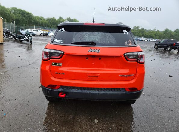 3C4NJDDB5KT727811 2019 JEEP COMPASS Orange Вид ззаду