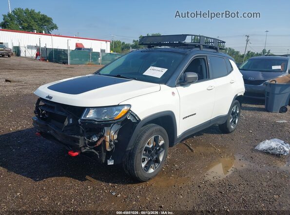 3C4NJDDB6JT168803 2018 JEEP COMPASS White Przód lewy