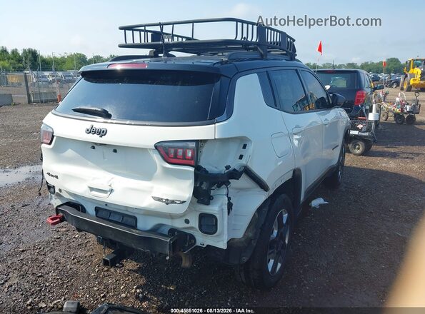 3C4NJDDB6JT168803 2018 JEEP COMPASS White 
