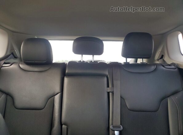 3C4NJDDB6NT171853 2022 JEEP COMPASS Gray Widok tylnych siedzeń