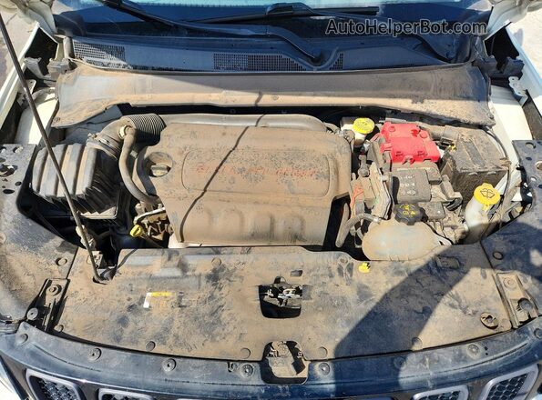3C4NJDDB7LT214609 2020 JEEP COMPASS Белый Вид подкапотного пространства