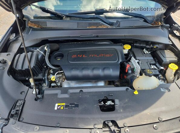 3C4NJDDB7NT158741 2022 JEEP COMPASS Gray Vista del compartimento del motor