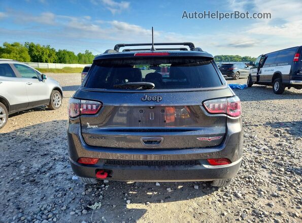 3C4NJDDB8JT231089 2018 JEEP COMPASS Черный Вид сзади