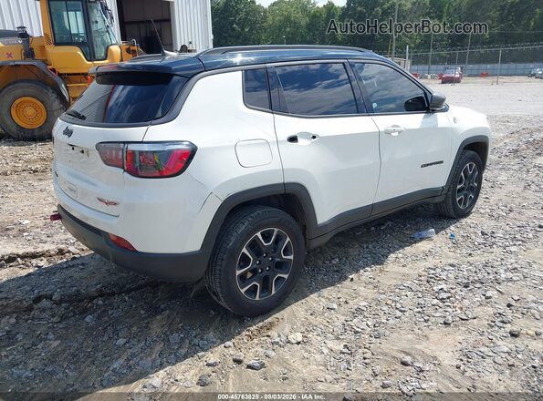 3C4NJDDB8KT780132 2019 JEEP COMPASS White Trasero derecho