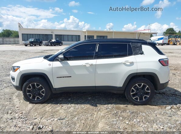 3C4NJDDB8KT780132 2019 JEEP COMPASS White Vista interior de 360 grados
