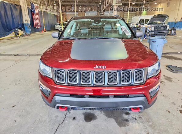 3C4NJDDB9MT583540 2021 JEEP COMPASS Красный Вид спереди