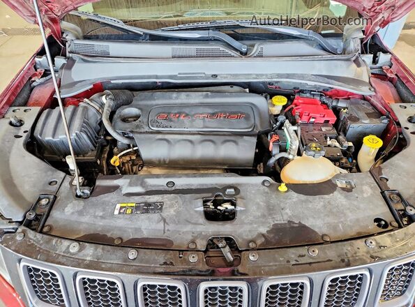 3C4NJDDB9MT583540 2021 JEEP COMPASS Красный Вид подкапотного пространства
