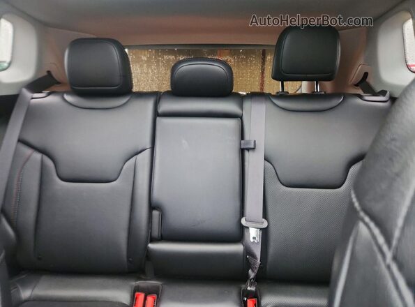 3C4NJDDB9NT166744 2022 JEEP COMPASS Black Հետևի նստատեղերի տեսք