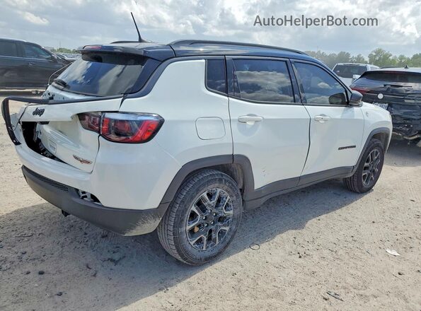 3C4NJDDBXKT740053 2019 JEEP COMPASS White Rear right