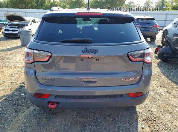 3C4NJDDBXLT221988 2020 JEEP COMPASS Серый Вид сзади