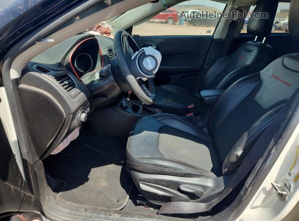 3C4NJDDBXMT600622 2021 JEEP COMPASS White Սալոնի դիմացի տեսք