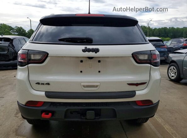 3C4NJDDN0PT517957 2023 JEEP COMPASS White Rear view