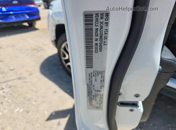 3C4NJDDN0ST540924 2025 JEEP COMPASS White Շարժիչի բաժամունքի տեսք