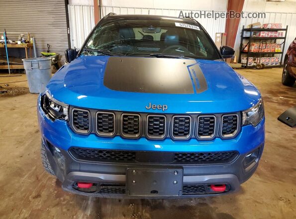 3C4NJDDN2RT105929 2024 JEEP COMPASS Blue Вид спереду