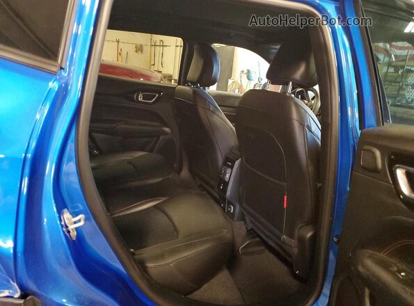 3C4NJDDN2RT105929 2024 JEEP COMPASS Blue Вид задньої частини салону