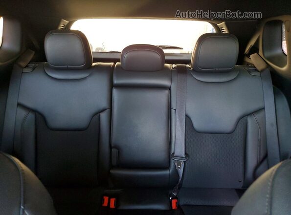3C4NJDDN2ST584293 2025 JEEP COMPASS White უკანა სავარძლების ხედი