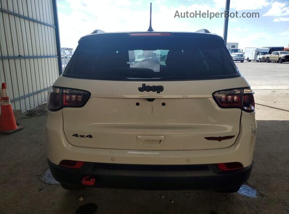 3C4NJDDN2ST584293 2025 JEEP COMPASS White უკანა ხედი