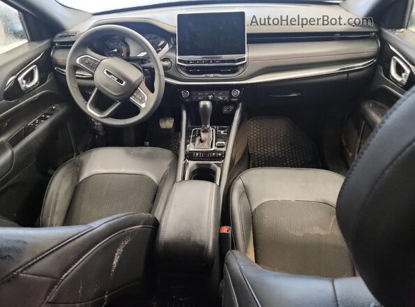3C4NJDDN3ST521557 2025 JEEP COMPASS Белый Вид панели приборов