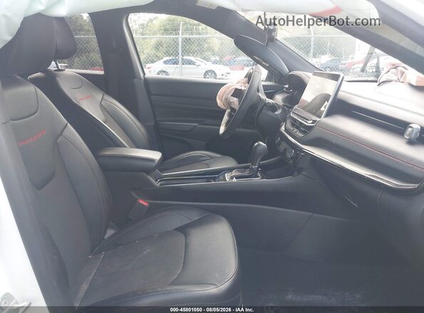 3C4NJDDN3ST532669 2025 JEEP COMPASS White Widok wnętrza z przodu
