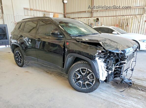3C4NJDDN3TT195230 2026 JEEP COMPASS Black Передня права чверть