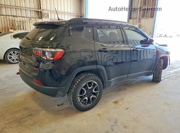 3C4NJDDN3TT195230 2026 JEEP COMPASS Black Задня права чверть