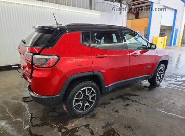 3C4NJDDN5ST532446 2025 JEEP COMPASS Красный Задняя правая четверть