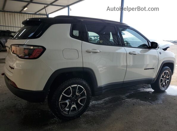 3C4NJDDN5ST558772 2025 JEEP COMPASS Белый 