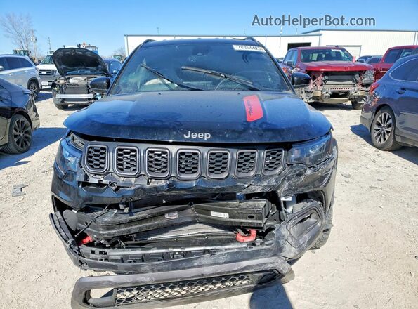3C4NJDDN6RT137489 2024 JEEP COMPASS Black წინა ხედი