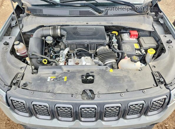 3C4NJDDN8RT590724 2024 JEEP COMPASS Gray Widok komory silnika