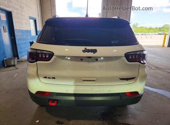 3C4NJDDN9ST564123 2025 JEEP COMPASS White Вид ззаду