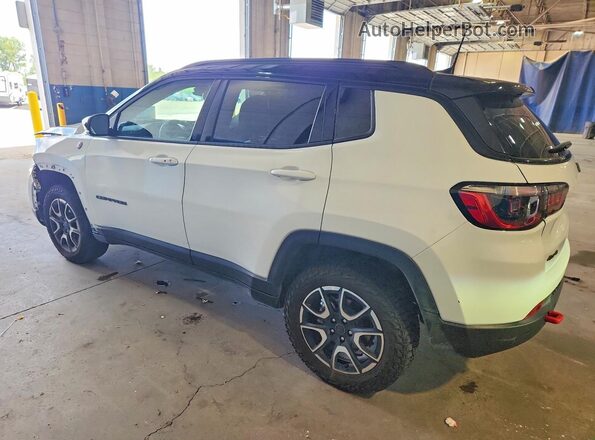 3C4NJDDN9ST564123 2025 JEEP COMPASS White Задня ліва чверть